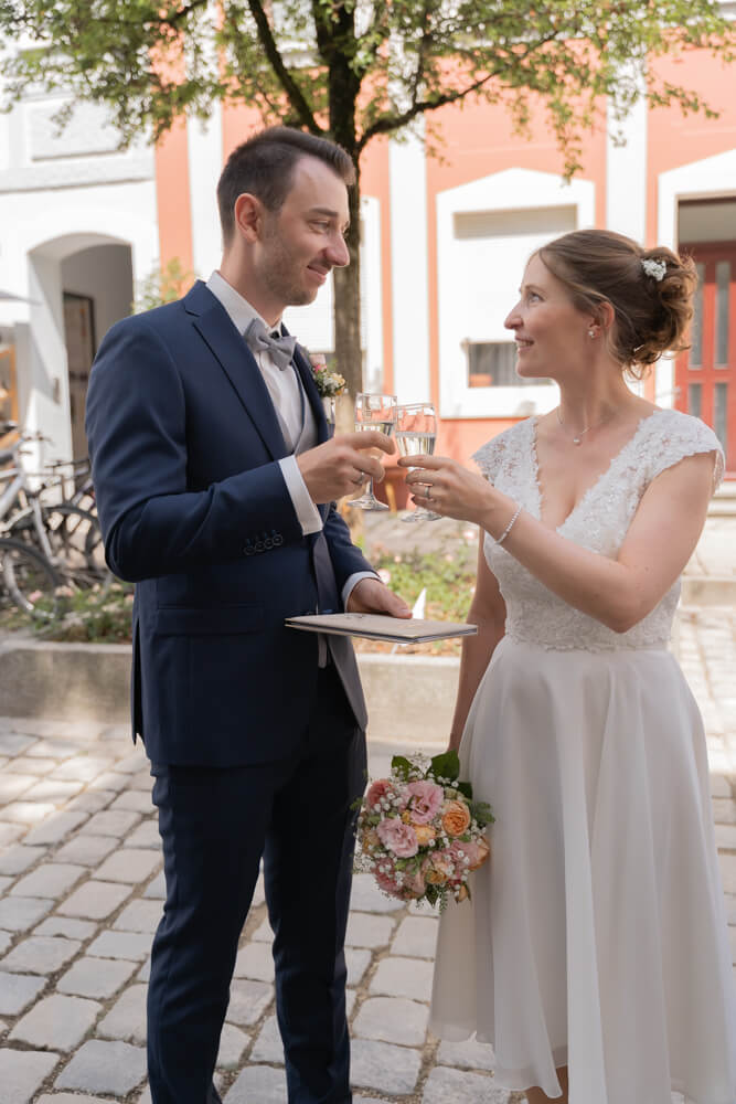 Sektempfang im Standesamt Freising